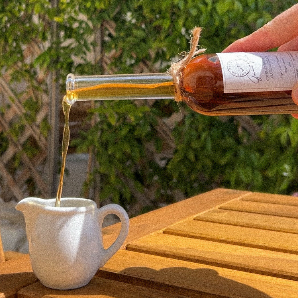 NEW! Raw Bourbon Vanilla Extract with Whole Bean (~100ml)